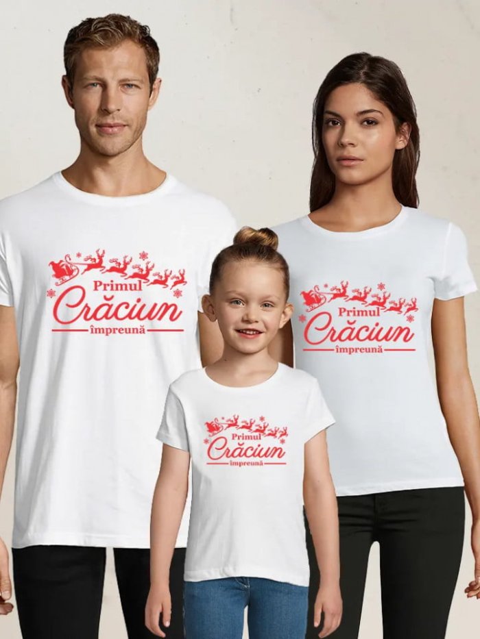Set de tricouri personalizate pentru familie Primul Craciun - Set de tricouri personalizate pentru familie Primul Craciun